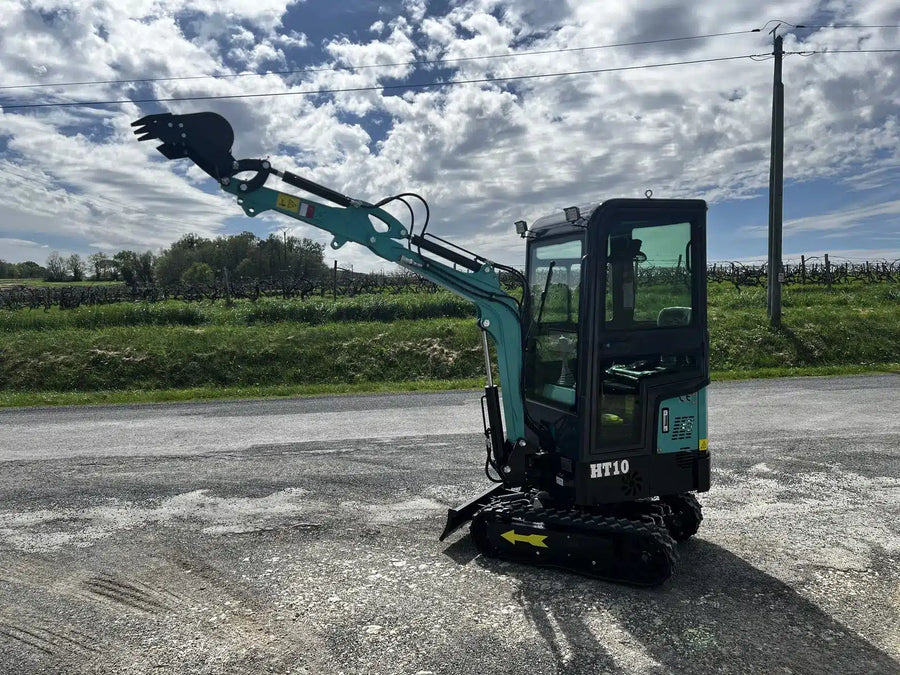 Mini-pelle HT10 – Cabine